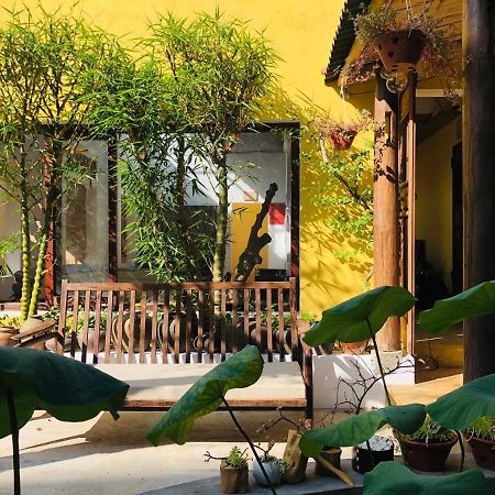 Leranda Homestay Хюе Екстер'єр фото